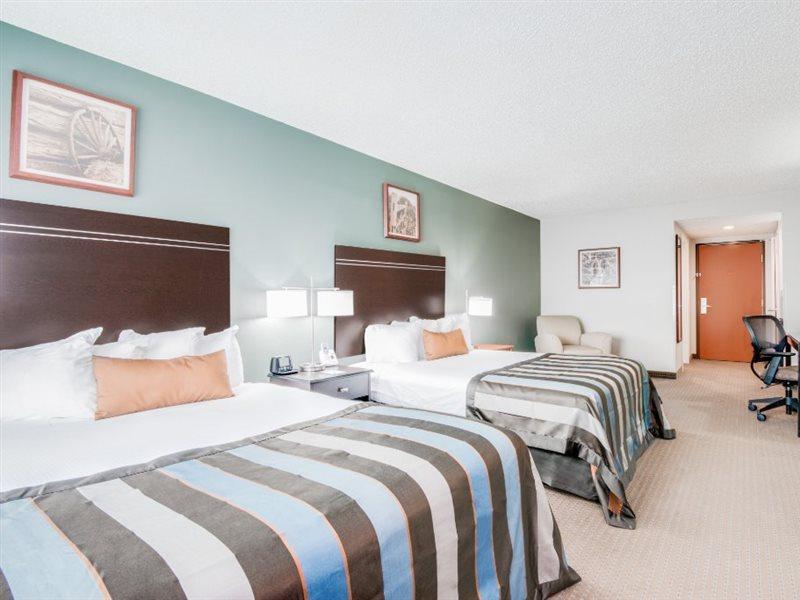 Wingate By Wyndham Gillette Hotel Екстериор снимка